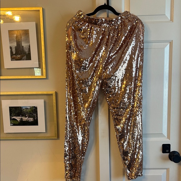 Francesca's Collections Pants - Sequin Rose Gold Women's Pants